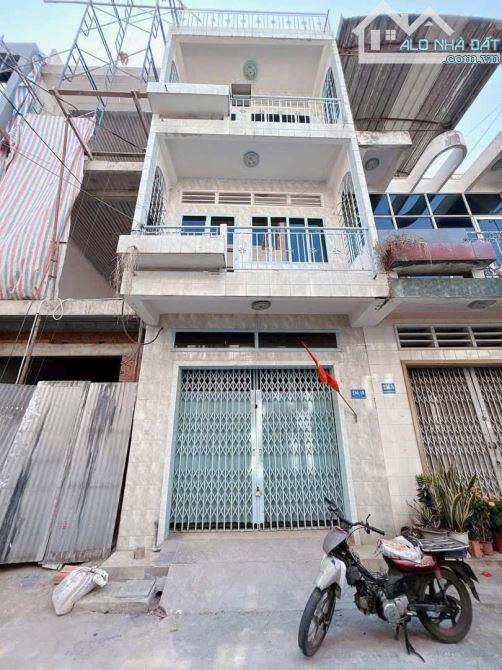 Cho thuê nhà 1T 2L gần chợ Biên Hoà, phường Quang Vinh giá 7 tr/ tháng