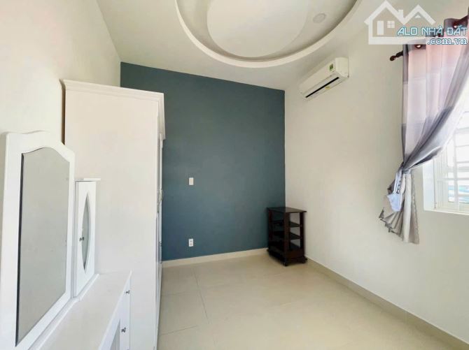 E cần chuyển nhượng lại khu nhà như hình quý khách hàng có nhu cầu liên hệ e thành