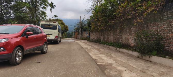 Bán đất mặt đường trục chính, Thị trấn Lương Sơn, Hoà Bình 969m2 giá rẻ