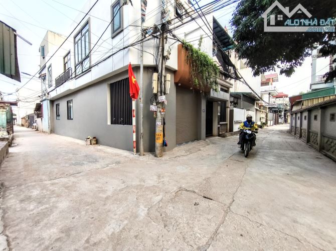 Bán đất Vân Côn, tặng nhà xây thô - ô tô lùi cửa