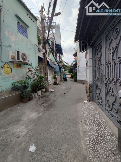 HẺM ÔTÔ cách HXT quay đầu 20m, DT 55m2, 3PN, giá 5x tỷ