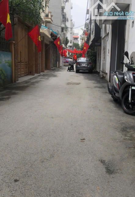 B.ÁN NHÀ LAI XÁ_NGÕ THÔNG, Ô TÔ QUA NHÀ, 42M2X4T, BA BƯỚC RA TRỤC CHÍNH, GIÁ TỐT