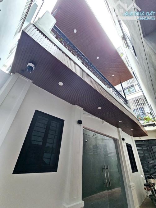 HOT, Chỉ 7.8 Tỷ , 49.5 m2, nhà đẹp Hoàng Mai, Sổ đỏ cất két