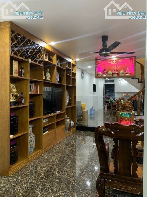 Nhà 2 Tầng đường Hóa Sơn 2, quận Hải Châu. 56m2, giá 5.5 tỷ TL