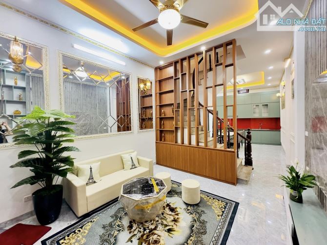 Bán nhà riêng 45m2, giá siêu hời 9,2 tỷ tại Chiến Thắng, Văn Quán, Hà Đông, Hà Nội