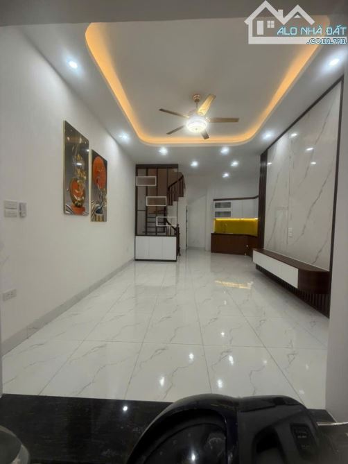Bán Nhà Trần Khát Chân Lô Góc,Gần Lexus,Có Thể Kinh Doanh,40m2,6tỷ499