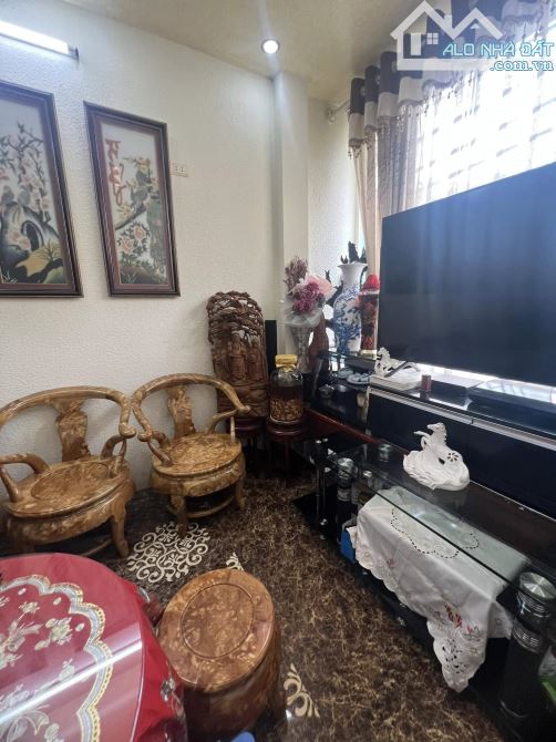 Cực Hiếm! Mua Nhà Mặt Phố Hoàng Ngân, Nhà Mặt Hồ, Ô TÔ Ngủ Trong Nhà, 5 Tầng, 46m2.