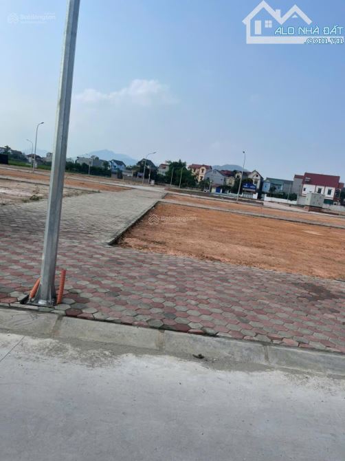 Cần bán đất đấu giá tại thôn Đông Lai, Quang Tiến, Sóc Sơn - gần khu công nghiệp
