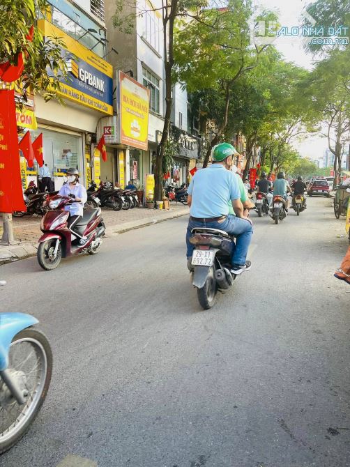 Tòa văn phòng Vũ Tông Phan, gần phố, Ô tô, dt 43m 7 tầng TM 4.6m mặt, Giá 16 tỷ. - 4