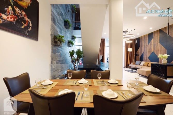 ♨️♨️BIỆT THỰ XỊN XÒ BIỂN TÂN TRÀ ĐƯỜNG NGUYỄN PHAM TUÂN, HOÀ HẢI,DT 140m ,GIÁ CHỈ 9TỶ . 🏦
