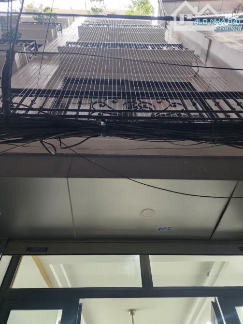 Nhà 35m2, 4PN rộng, dân xây tại Khương Đình, Thanh Xuân, ngõ thẳng, gần phố