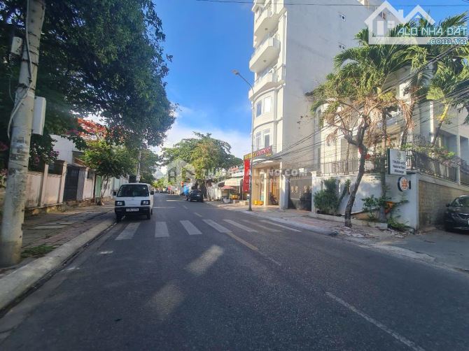 Bán nhà ven biển Vũng Tàu - Căn góc Phan Chu Trinh, nhà 3 tầng kiên cố, giá 19.8 tỷ