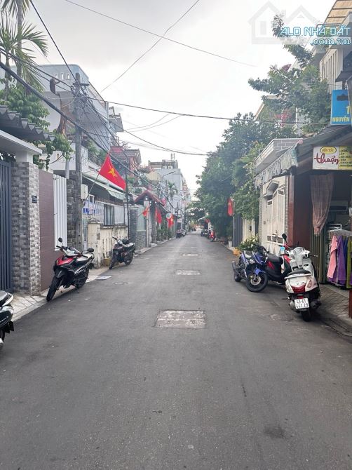 Nguyễn Văn Thoại, kiệt 5.5, khu phố Biển Mỹ Khê
