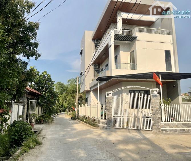 Đất Thuỷ Vân ngang 7,5m giá 23tr/m2 đường 6m