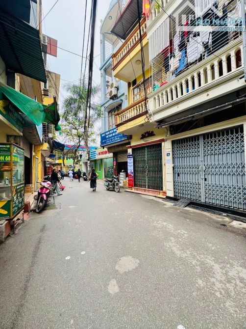 Bán nhà ngõ 454 Minh Khai, Hai Bà Trưng, 54m2x4T, giá 13 tỷ, oto vào nhà, ô chờ thang máy