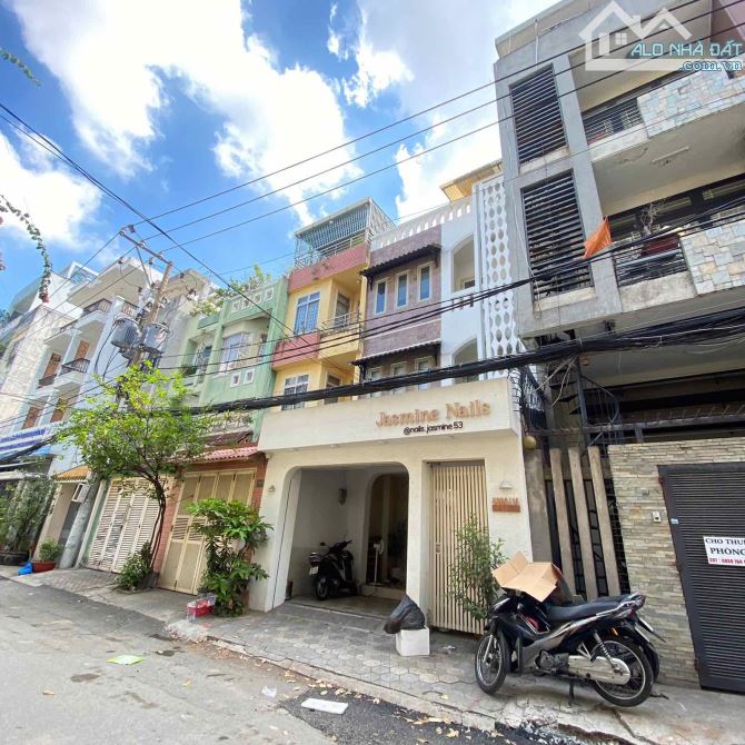 Nhà HXH Trần Đình Xu-Trần Hưng Đạo. 4x16m, 16,5 tỷ