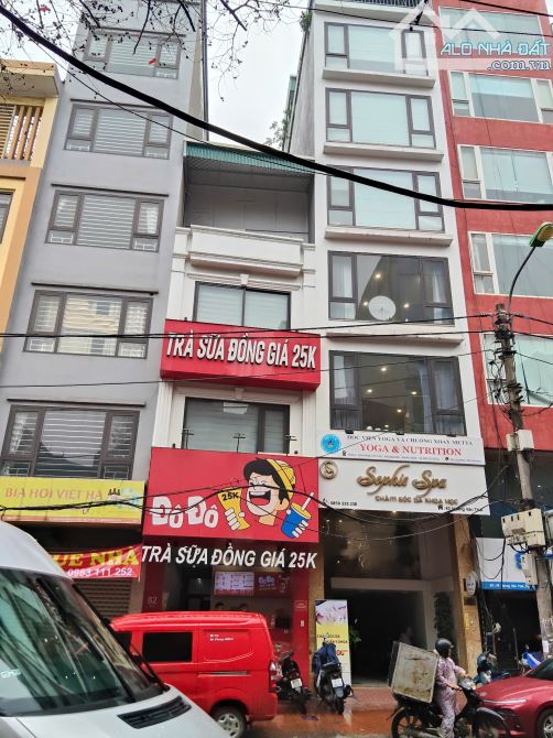 Bán nhà mặt phố Hoàng Văn Thái, Thanh Xuân, giá trong ngõ, toà 9 tầng, DT 143m2 chỉ 45tỷ
