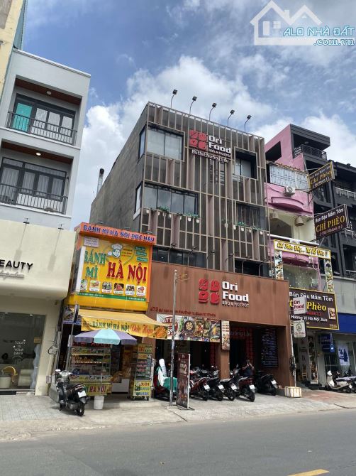 Duy nhất căn Mt ngang 7m trên đường 3 Tháng 2. Chỉ 41,5 tỷ