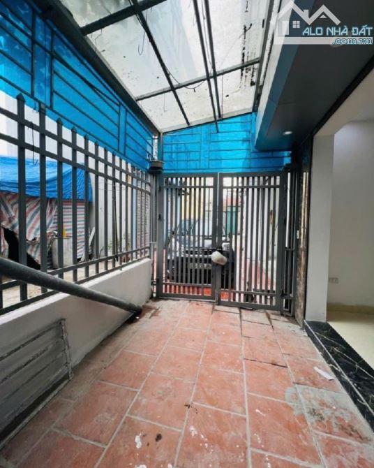 Bán Nhà 5 Tầng Đẹp Lung Linh, Trung Tâm Trâu Quỳ – Giá Chỉ 4,8 Tỷ!