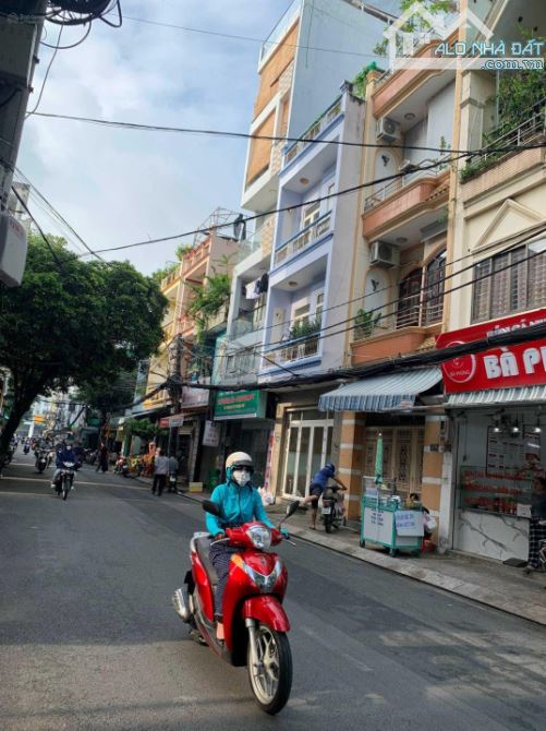 Chỉ 21 tỷ có ngay nhà đường nội bộ khu Hoàng Hoa Thám(7x21m) gần ga T3, sân bay TSN