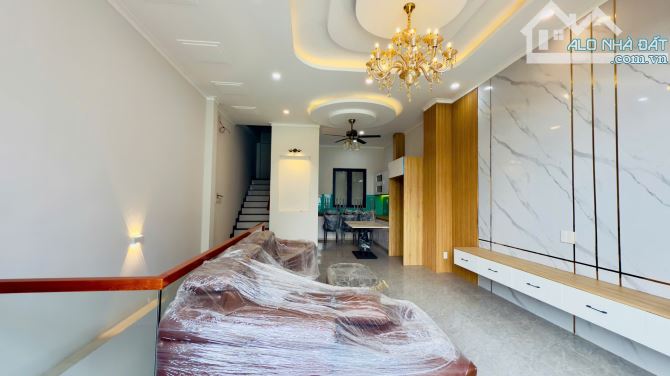 Bán nhà 1T2L 182m2 Khu TT hành chính mới TP Biên Hòa Đồng Nai chỉ 4,5 tỷ