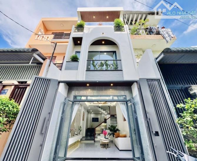 CẦN BÁN NHÀ ĐƯỜNG CHU VĂN AN, PHƯỜNG 12, BÌNH THẠNH - GIÁ:3TỶ750/63M2 (4,5x14M). SHR