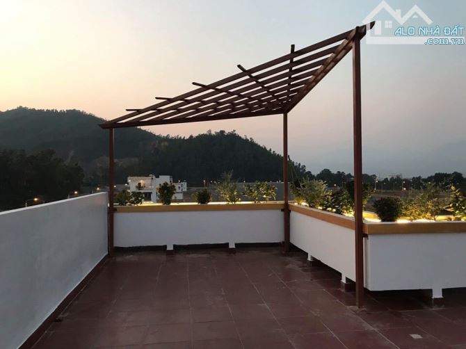 GẤP-HIẾM-CHỈ 5,8 TỶ BIỆT THỰ 4 TẦNG PHONG CÁCH CHÂU ÂU NỘI THẤT SANG TRỌNG- KHU QUÂN ĐỘI.