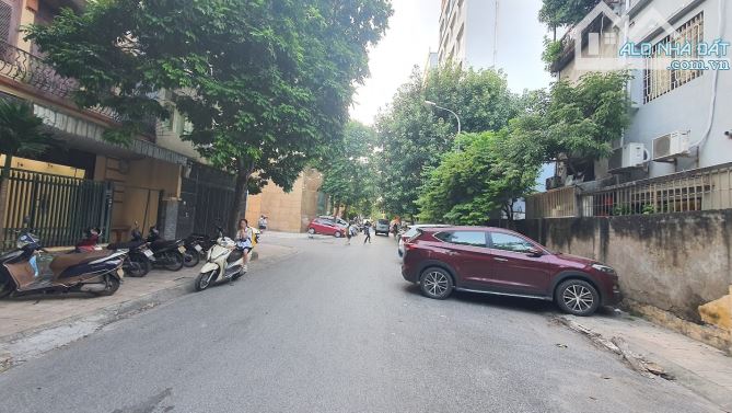 32TR/THÁNG! VỈA HÈ! PHÂN LÔ! 3 Ô TÔ TRÁNH! NGÕ 181 NGUYỄN LƯƠNG BẰNG 98M2, 5 TẦNG, MT5M.
