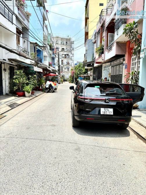 Bán nhà Q8. Dt: 43m. 2 tầng, 2PN, 2WC. Nhỉnh 5tỷ