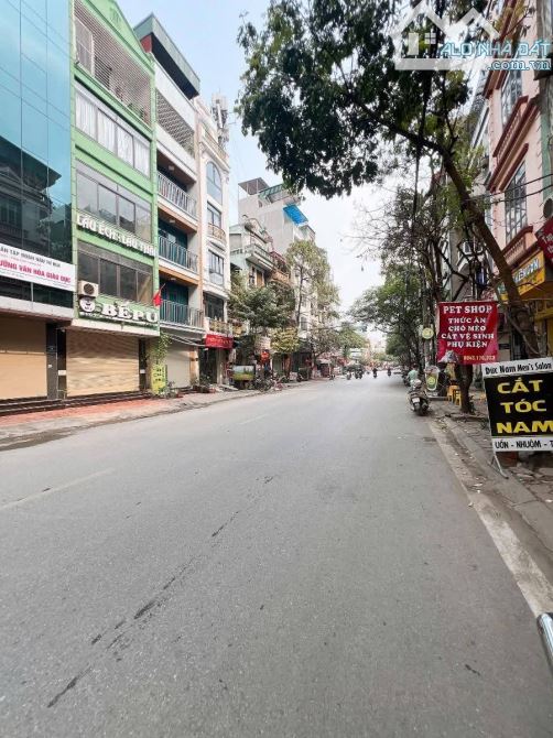 Bán nhà mặt phố 19_5, Văn Quán, Hà Đông 110m2, mặt tiền 4,8m, 5 tầng, giá 22,5 tỷ.