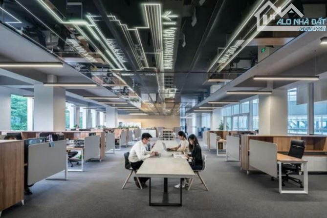 BÁN TÒA NHÀ VĂN PHÒNG QUY MÔ 2.505M2 SÀN NGAY TRẦN HƯNG ĐẠO GIÁP QUẬN 1
