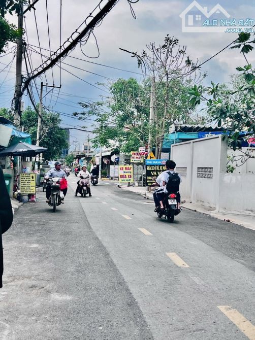 Căn Hộ Dịch Vụ ngay lê văn việt thu nhập 1.2ty/ năm