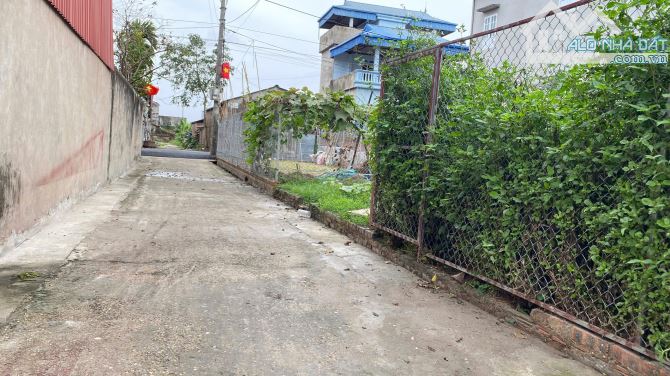 🚨 SIÊU PHẨM GIÁ TỐT – NGÕ NÔNG – Ô TÔ VÀO TẬN NƠI – GẦN ĐẤU GIÁ ĐÌNH TRUNG!