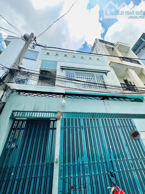 Nhà Bán Gấp ,Hoàng Văn Thụ, khu khách sạn đệ nhất , 67m2 , 2 Tầng , Giá 7,7 Tỷ TL