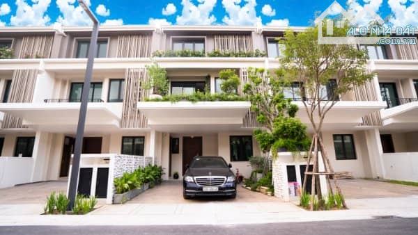 Cần bán căn liền kề tiểu khu Mansion  154m2 4 tầng vị trí đẹp có thang máy giá 54.5 tỷ
