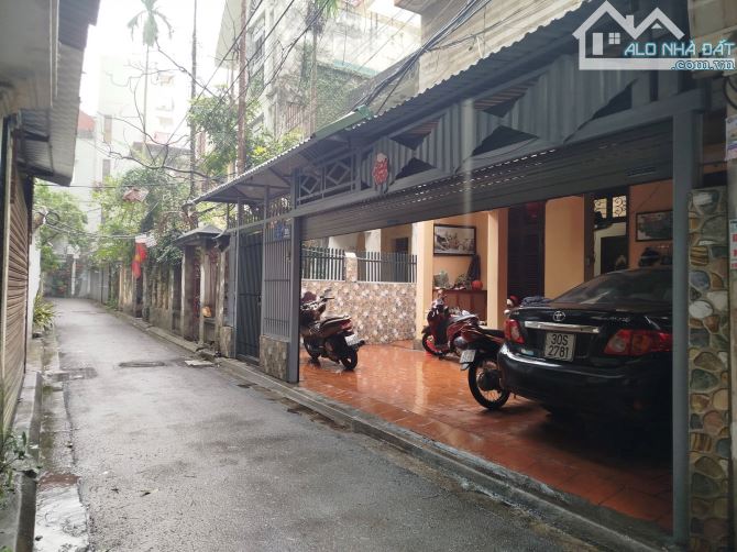 🏡 BÁN NHÀ NGUYỄN VĂN CỪ - 140M2 4T MT8,6M 40 tỷ Vị trí đắc địa