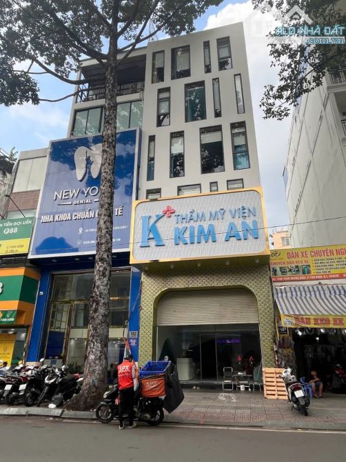 CHO THUÊ TÒA NHÀ MẶT TIỀN TRẦN QUANG KHẢI Q1, 6 TẦNG CÓ TM