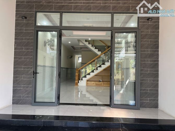 Cần bán nhà 2 tỷ 970 triệu thuộc phường Long Hương, Thành Phố Bà Rịa Vũng Tàu