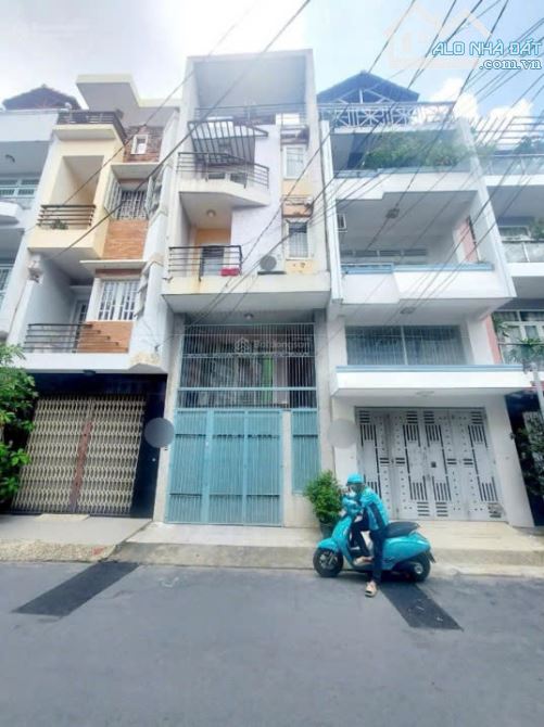 Cần bán nhà trong hẻm Quang Trung P8 4.5mx18m Trệt 2 lầu Sân thượng Giá 7.8 tỷ