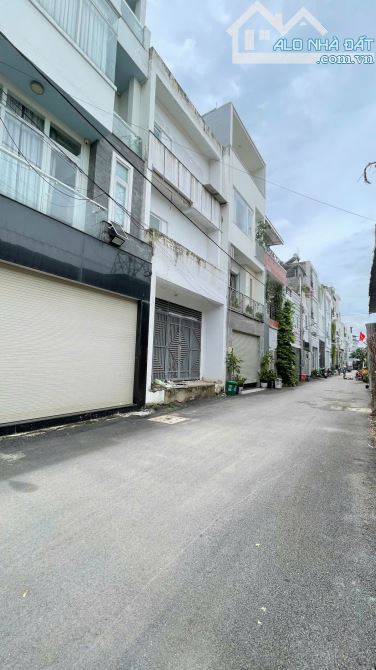 Bán Nhà NGANG 9,2M- Thu nhập 20 triệu/Th gần Hoàng Diệu 2,Linh Chiểu Thủ Đức,Hẻm ÔTÔ thông