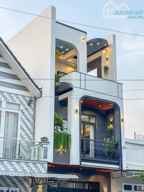 LÊN SÓNG MẪU NHÀ ỐNG 2 TẦNG 2TỶ8 DT 80M2 HIỆP BÌNH CHÁNH THỦ ĐỨC GẦN TTTM GIGAMALL