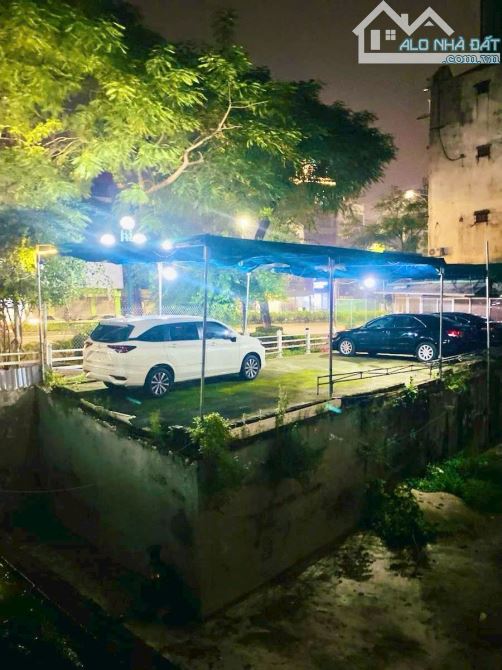 SIÊU PHẨM MẶT PHỐ NGUYỄN VĂN CỪ | 960m², MT 44m, GIÁ 89,9 TỶ | 2 MẶT Ô TÔ TRÁNH