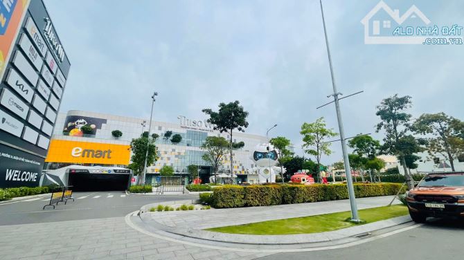 BÁN NHÀ MẶT TIỀN KINH DOANH 100m2 NGAY CHỢ PHẠM VĂN BẠCH, 2 TẦNG 10 TỶ TL