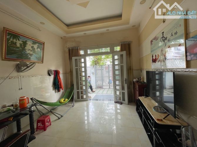 168m2 bình tân giáp quận 6 hẻm xe tải giá 9t99