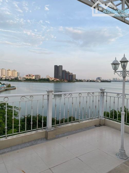 Bán nhà mặt phố Nhật Chiêu - Tây Hồ 110m2, 5 tầng thang máy, mt 6.6m - Giá 73 tỷ