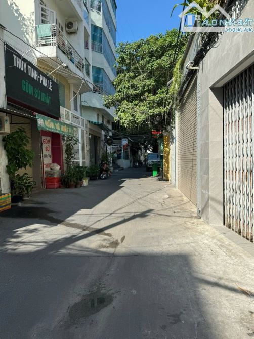 Bình Thạnh nhà HXH Bùi Đình Túy P24 nhà mới 2 tầng 50m2 chỉ hơn 6 tỷ