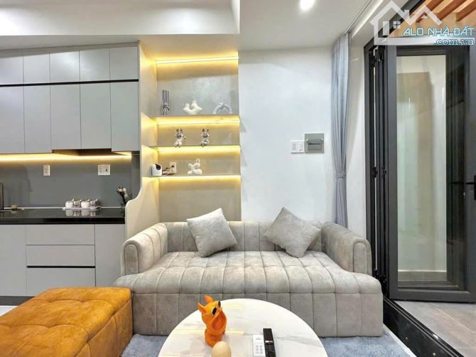 Bán nhà đẹp Hồ Thị Kỷ, Quận 10, nhỉnh 3 tỷ/44m2, HXH 5m, SHR chính chủ