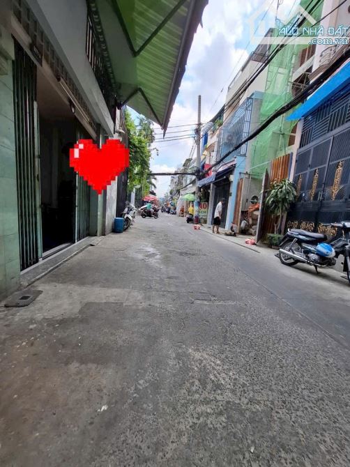 Hẻm 1/ xe tải tránh - Ông Ích Khiêm P5 Q11 - 4,5 tỷ ( thương lượng )