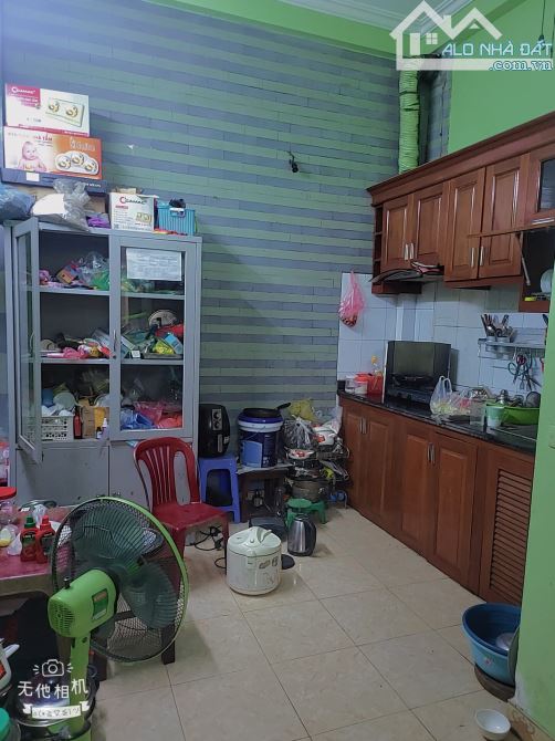 Mặt phố Quán Thánh, quận Ba Đình, 63m2 x 1 tầng có nóc, mặt tiền 6m, giá 36 tỷ!
