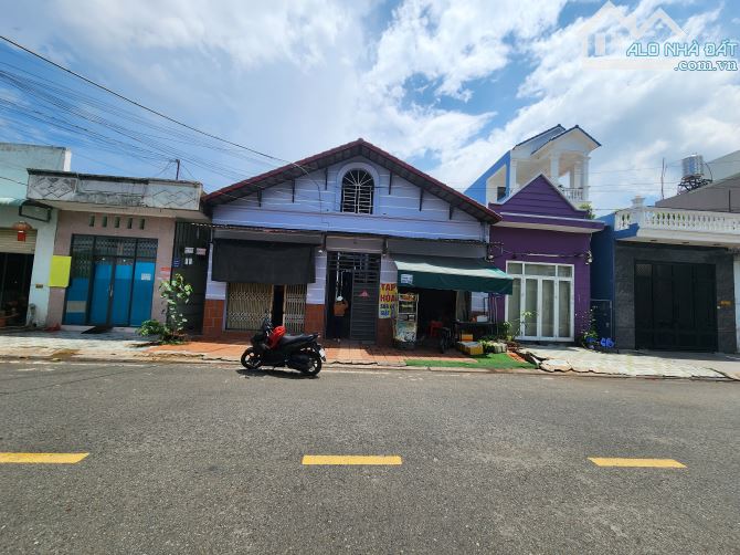 Bán dãy trọ KDC Vietsing, 300m2 ngang 10, dòng tiền gần 30 triệu/tháng nhỉnh 9 tỷ TL